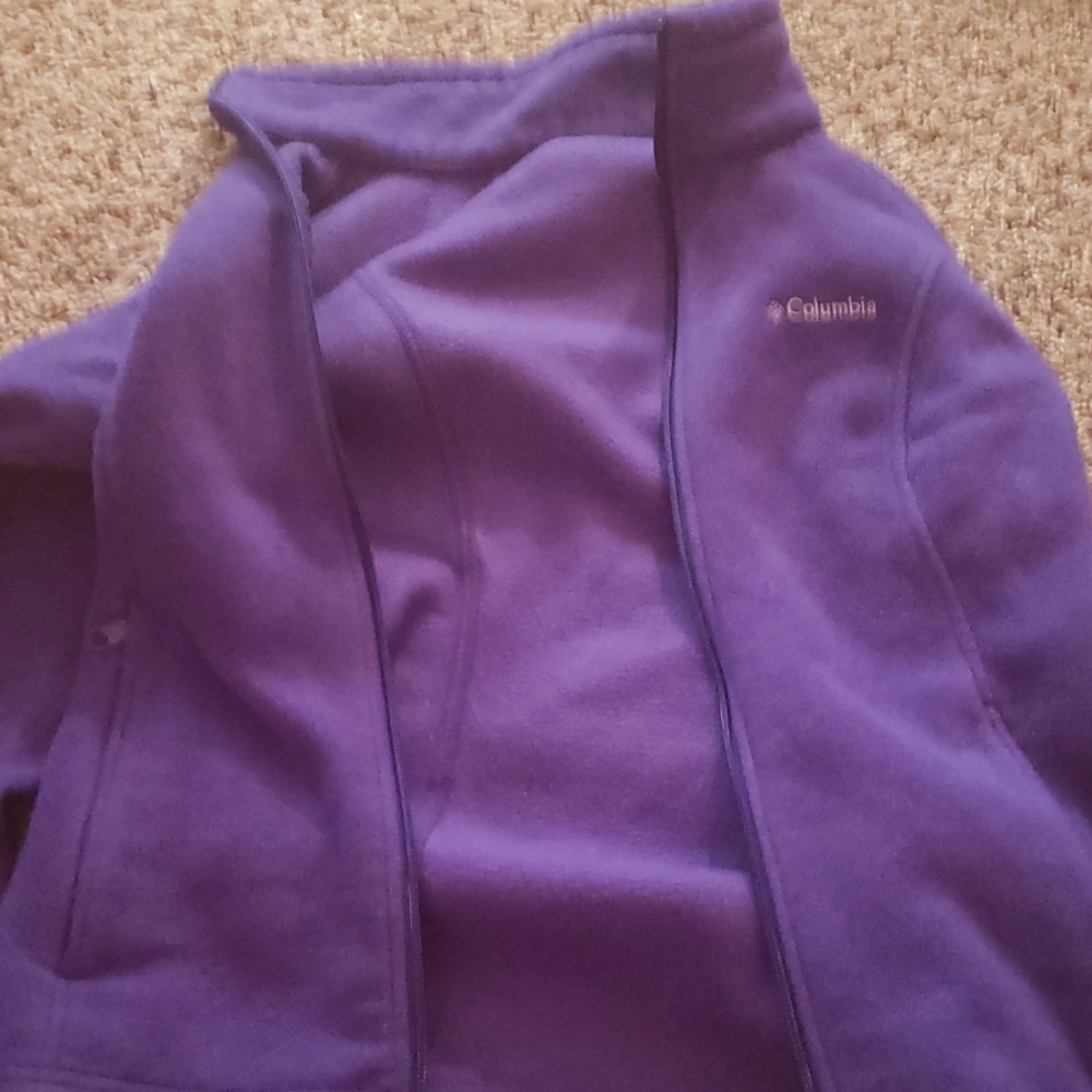 Columbia sweater